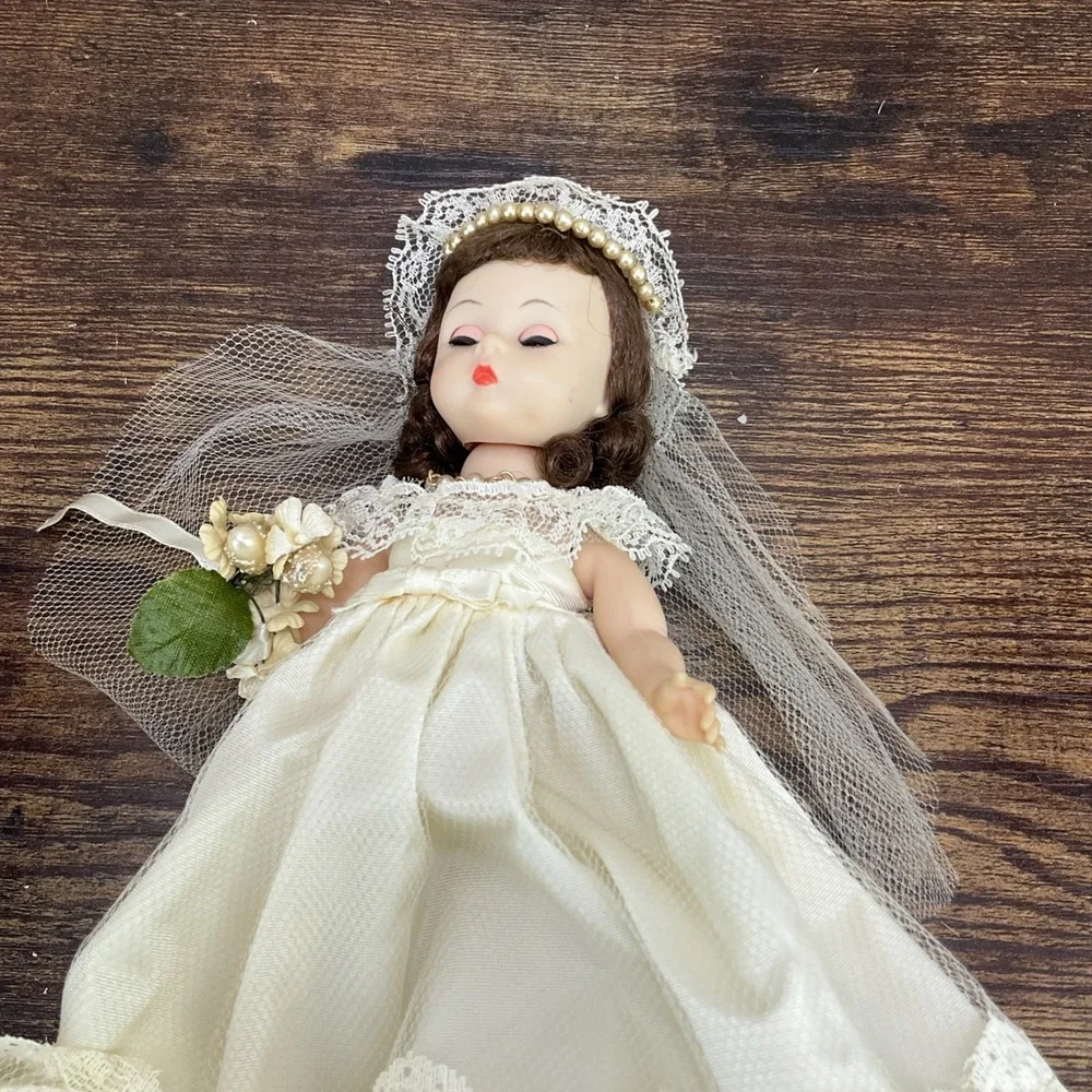 Original Madame Alexander-Kins Wendy Bride Doll from 1950s 8 Inch's Vintage